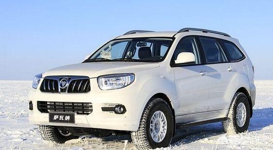 十几万的越野车,越野性能好一点,地盘高一点的