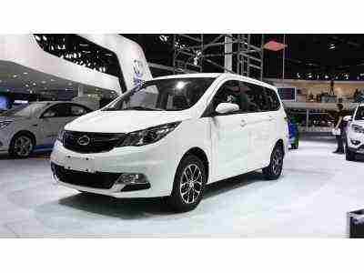 长安欧尚A800此次尺寸做到了宝骏730那么大