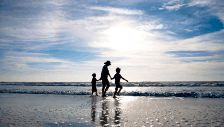 一个人在家带两娃, 是怎样一种体验? 我想只有