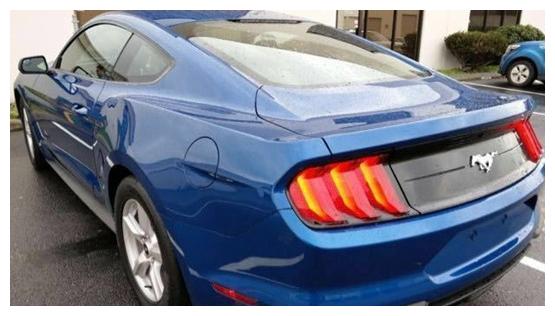 福特野马劲爆来袭，造型凌厉，颜值令人叹为观止！