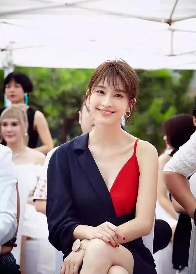 邓超孙俪机场吵架大打出手 感情破裂走到尽头