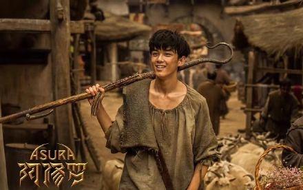 吴磊和关晓彤的感情戏伤身体?网友想多了没