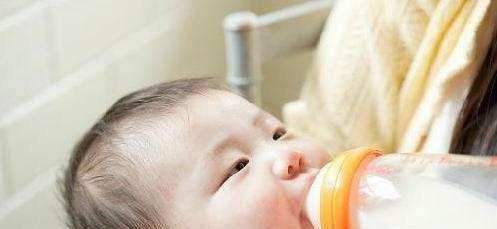 母乳过敏的宝宝, 真的就不能吃母乳了吗?