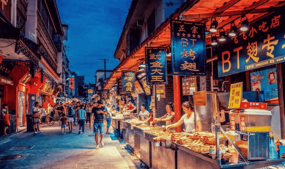 中国最著名的6个小吃街,是吃货的天堂,你去过哪几个?