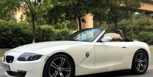 13万买的宝马Z4, 只能夏天开开, 马上就要雪藏在车库了!