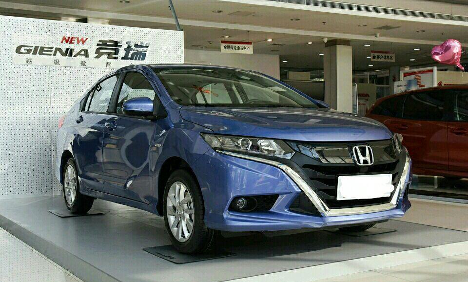 本田最美廉价车! 油耗4毛才卖8万, 动力让帝豪没话说