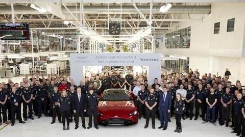阿斯顿·马丁全新超跑Vantage开始生产！510匹3.6秒加速破百