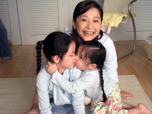 欧阳娜娜父母图片