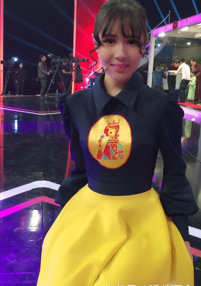 沈丹萍和德国老公生活很幸福，两个混血女儿很漂亮