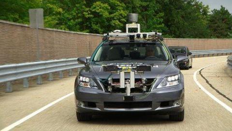 自动驾驶汽车事故频发 越来越多的美国人开始不信任这一技术