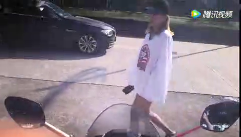 同样是敞篷车为什么差距这么大，奔驰车主说出了原因