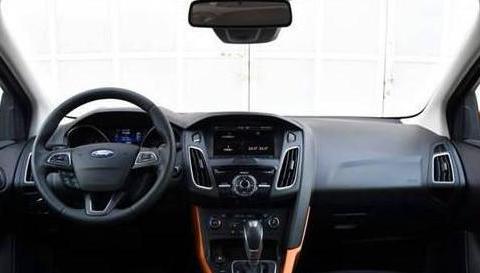 田思域这样轿跑造型，主打运动性能，特征明显的车型逐渐成为新宠