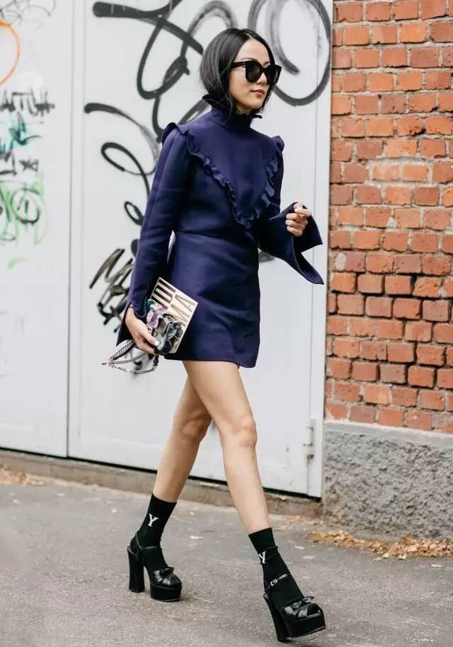 宋茜你的短袜是不是提的有点高? 别土了! 这样