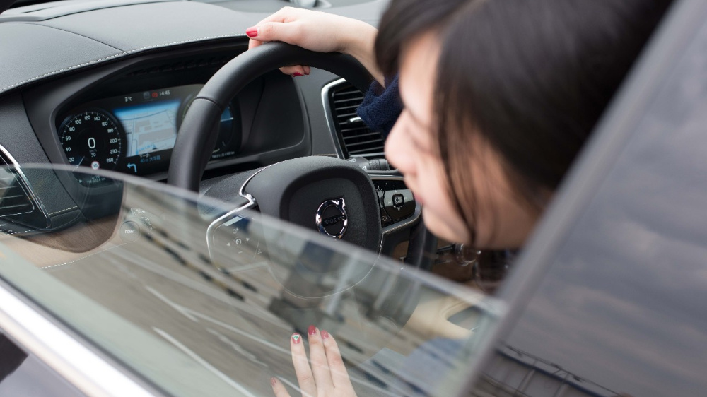 也许你也曾是那个喊着“2.0T四缸不配做豪华旗舰”的少年