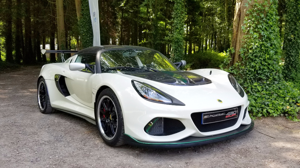 得益于轻量化，路特斯搭载3.5L发动机却能3.2秒破百！