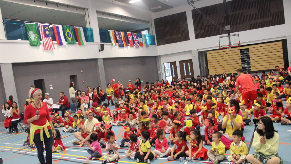 加拿大旅游签证网上申请的,加急几天贴签?