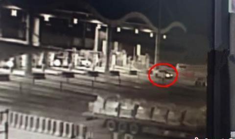 上演生死时速的奔驰是后台操作停下来的？车主辟谣：假的