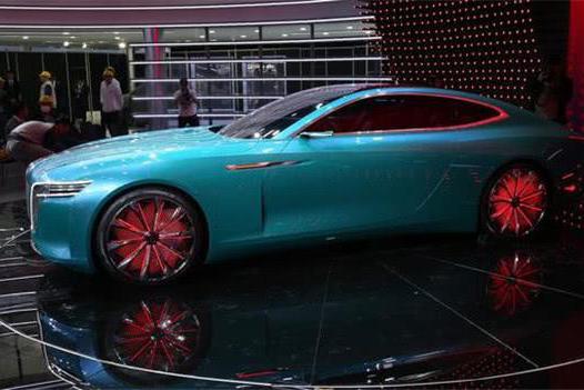 红旗“E境”GT CONCEPT车展亮相
