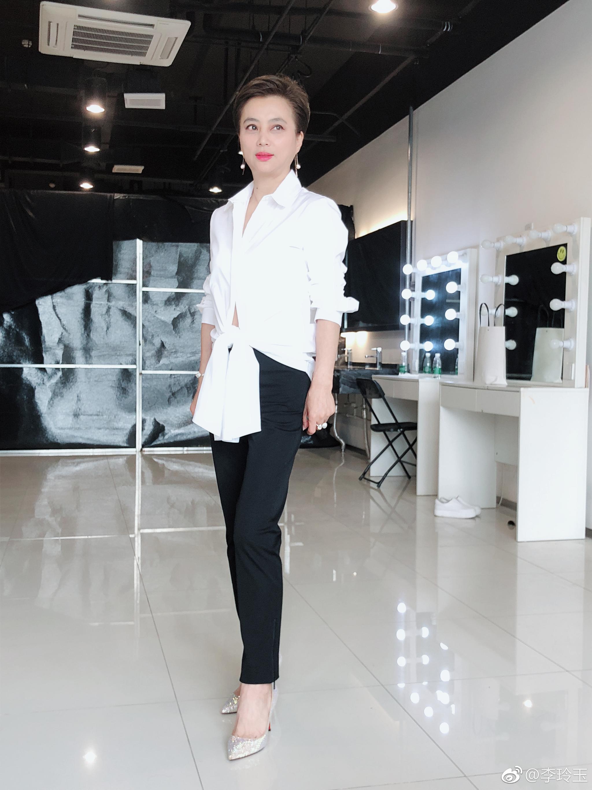 安徽卫视、金星主持的一起来跳舞吧,准备上场