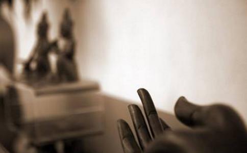 什么是佛号?只念佛号真的能自利利他吗?