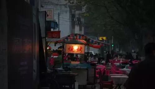 烧烤、大排档,宜昌夜市才是正宗的中国版《深
