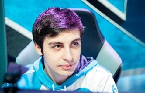 魔兽世界8.0:Shroud无心吃鸡转战魔兽,沉迷生存