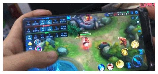 王者荣耀:万场国服关羽3指操作教学,刀刀致命