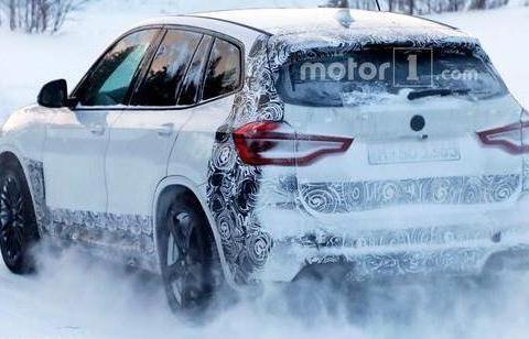 搭载双涡轮增压动力 宝马X3 M路试谍照曝光