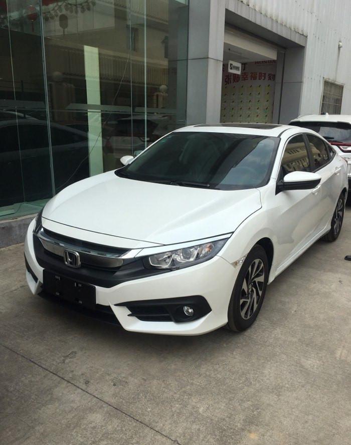 妹子刚工作 代步车预算15万左右 选名图还是思域呢?