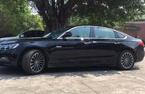 最强国产奥迪A6，1.8T标配4轮独悬和胎压监测，仅10万起？