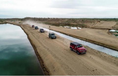 无人区沙漠“豁车”用北京(BJ)40 PLUS才是真的爽