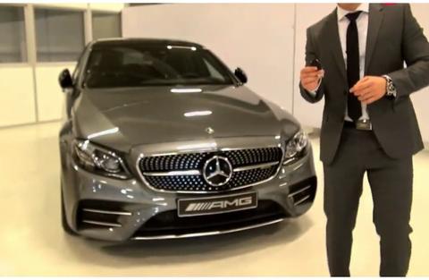 奔驰推新车使出亮眼新招，车钥匙一按led灯惊艳了