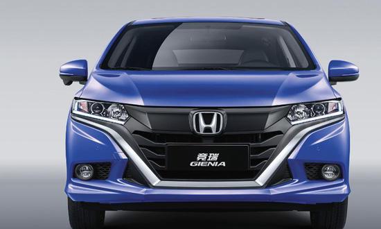 9万掀背轿跑+3毛油耗! “炸街”太拉风