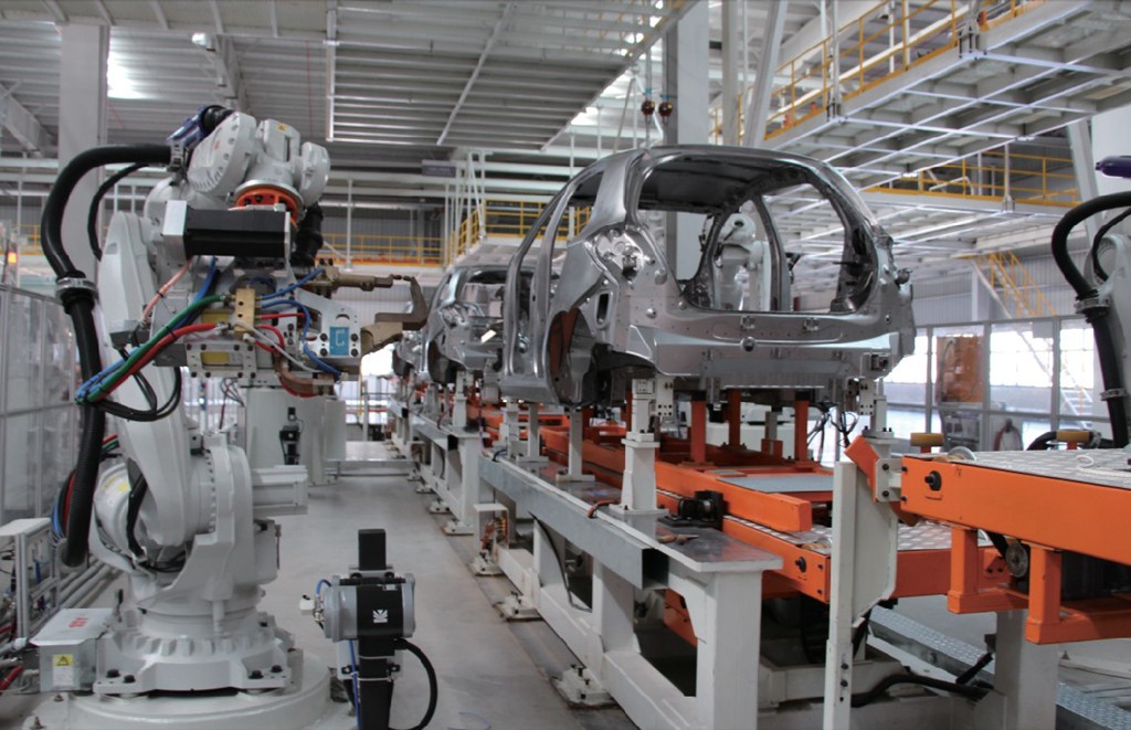 专注造车的实力派 云度汽车工厂探秘