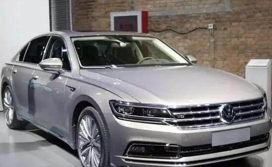 还看啥帕萨特, 这才是大众性价比之王, 现降8万甩出凯美瑞十条街