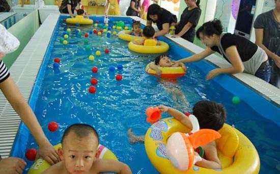 1岁女宝婴儿游泳馆溺水1分钟,能否救活未知:4