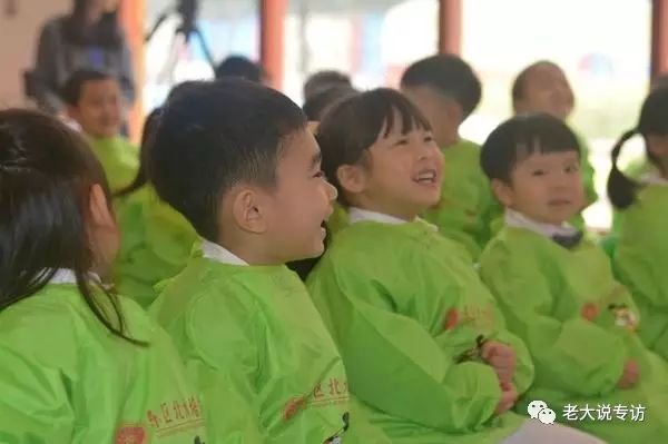 孩子王的用心拥抱--北大培文幼儿园中山园园