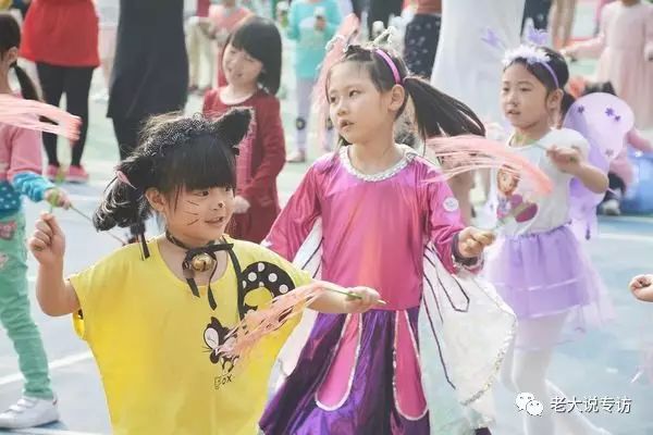 孩子王的用心拥抱--北大培文幼儿园中山园园