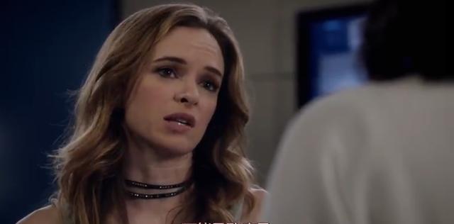 《闪电侠》第四季来临,BOSS不再是极速者(资