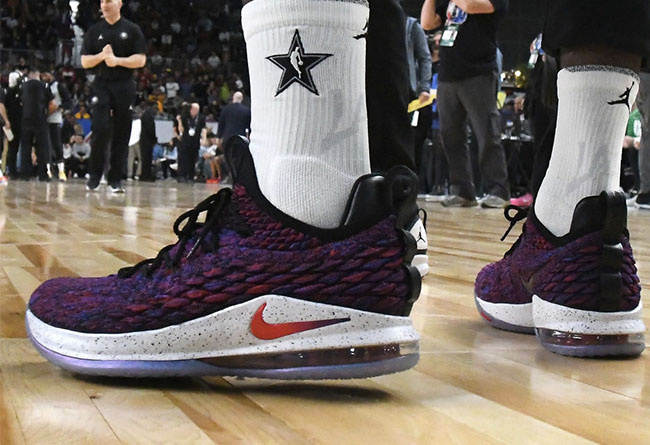 前 Zoom 后 Max!詹姆斯全明星上脚的 LeBron