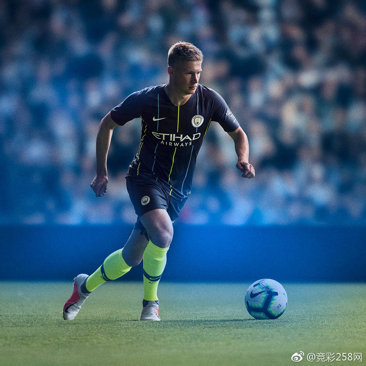 曼城队发布18\/19赛季客场球衣!