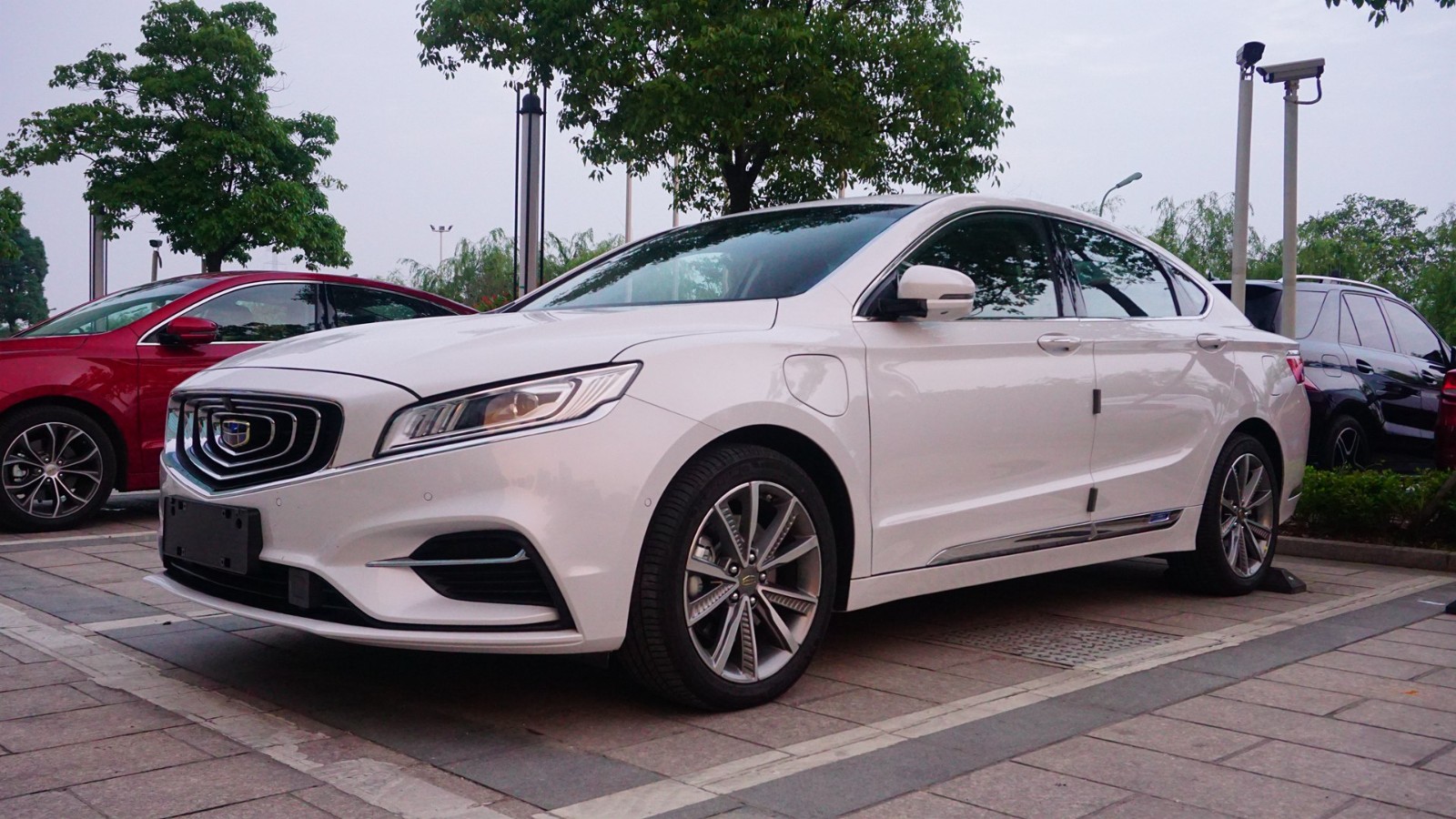 嗨ev | 插电与48v轻混一起来 吉利博瑞ge 13.68-19.98万元上市