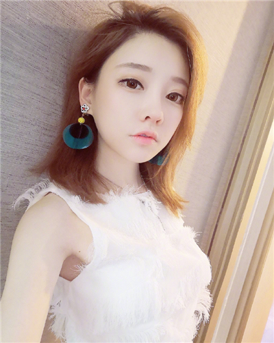 网红歌手收入排名:摩登兄弟垫底,莉哥排第二,第