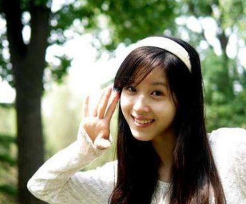 刘强东一点也不老实,章泽天脖子的吻痕哪来的