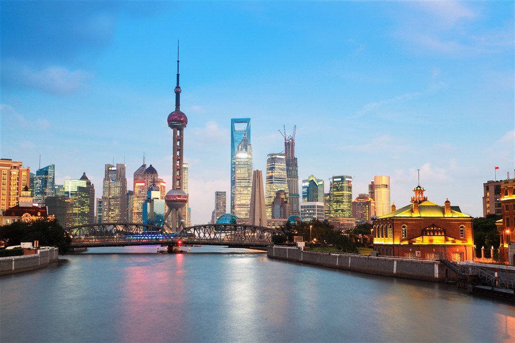 上海是我国最发达的城市之一,要多久才能追上