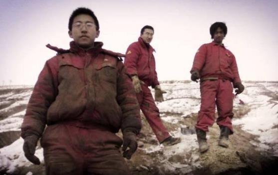 石油工人一个月工资多少?真相让人不敢相信!