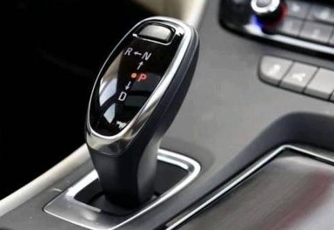 9AT 和7DSG，君威和迈腾的变速箱谁更牛？