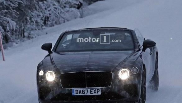 最大功率为635马力，全新敞篷版宾利欧陆谍照曝光