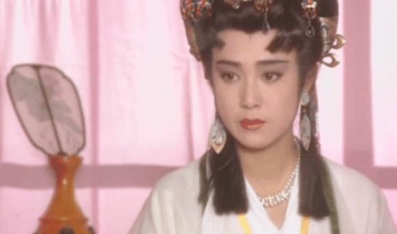 24年前这部剧杨吉儿好美男主好帅，还有最爱的皇后和讨厌的公主