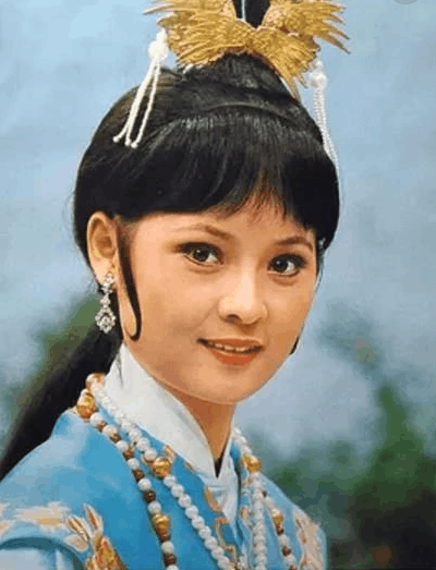 最美貂蝉评选现场, 陈红妆容最浓, 陈好最接近历史, 而她让人心疼